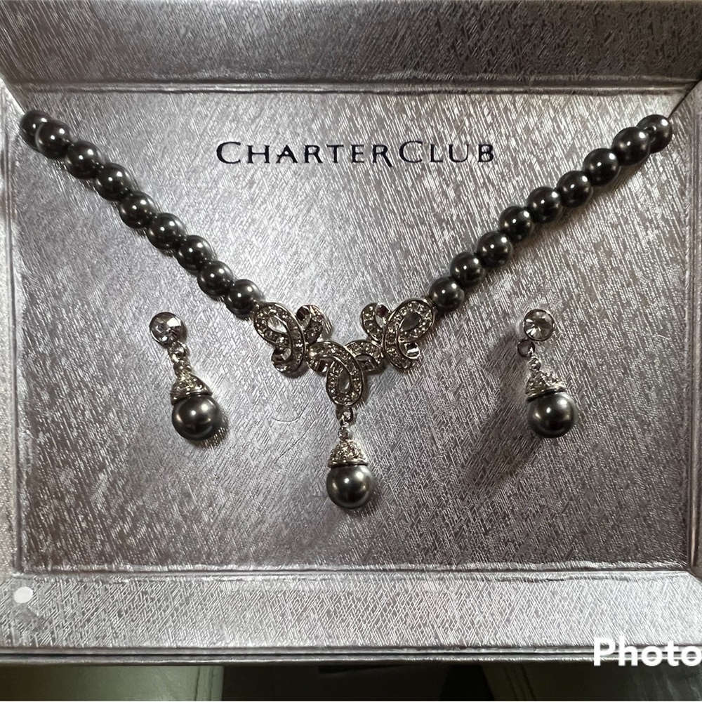15-17” inch Black Faux Pearl Necklace with earring set